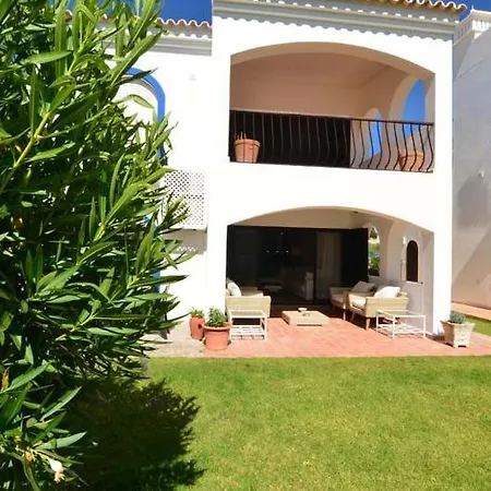 Vale Do Garrao Sleeps 4 Air Con Wifi *